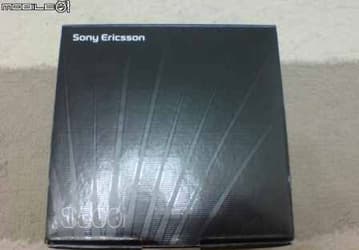 Sony Ericsson S500i в упаковке и без неё